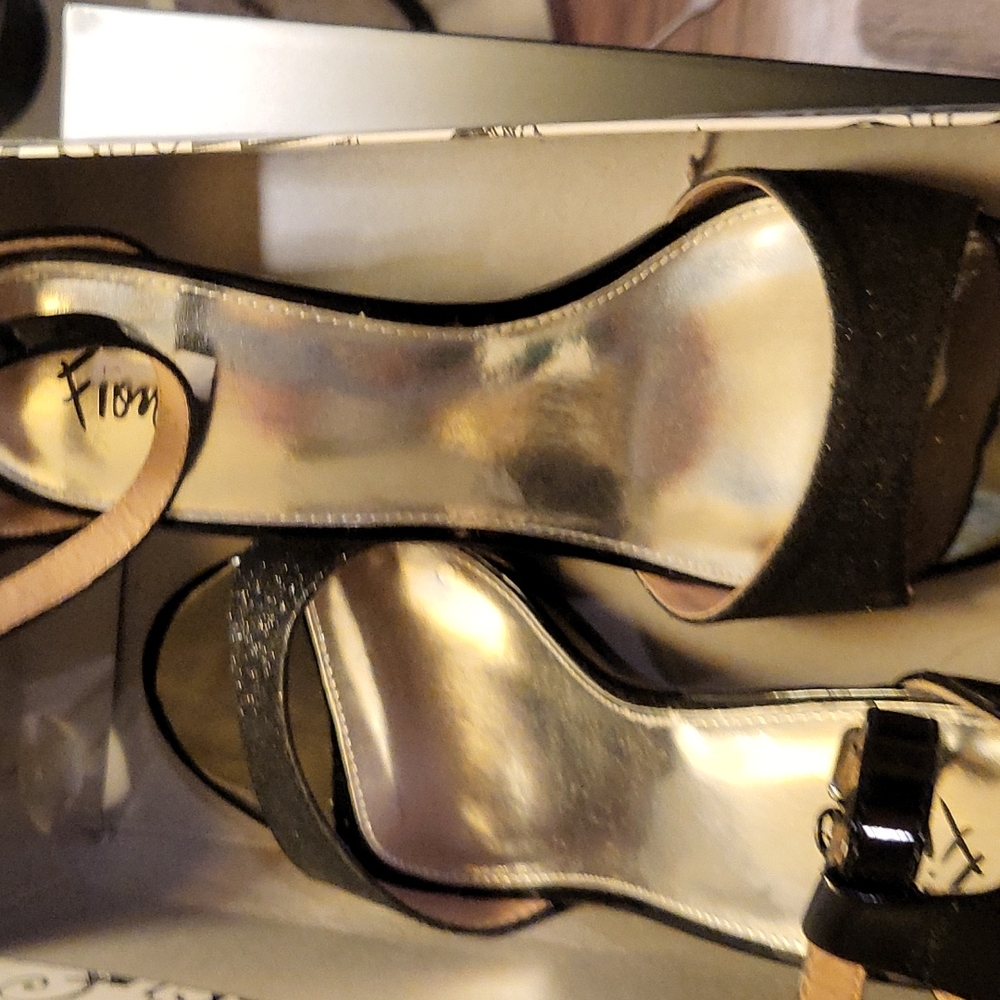 Never worn dress shoe